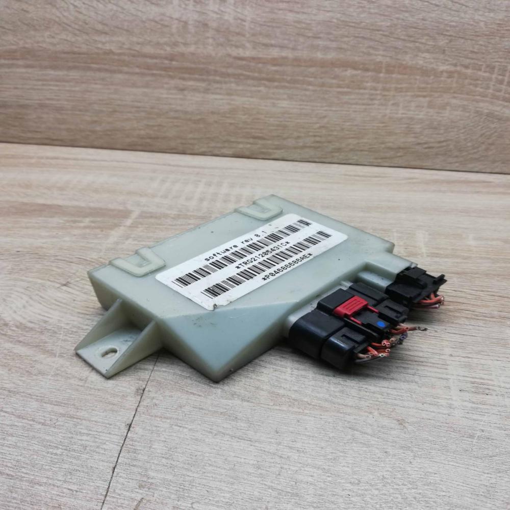 P04686686AE TRG21205431C  Sliding door control unit/module Chrysler Voyager