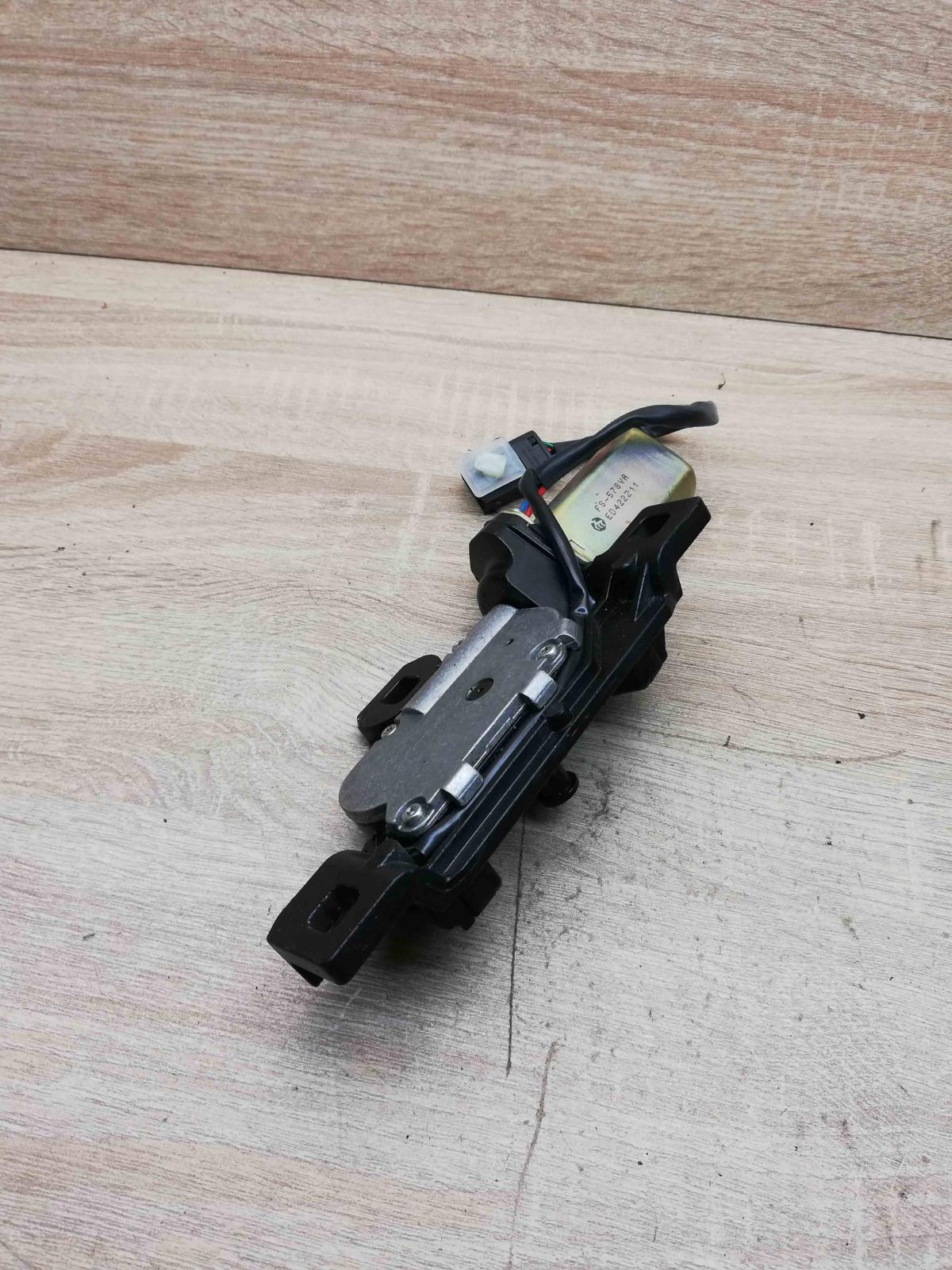 FS 578VA ED422Z11 7014872 Tailgate/trunk/boot lock/catch/latch BMW 7 E65 E66