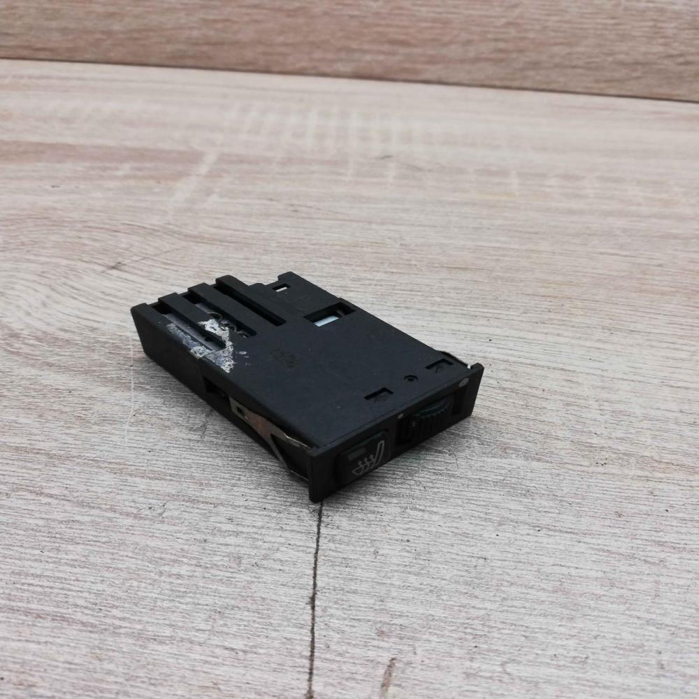 8352259   Seat heating switch BMW 3 E46