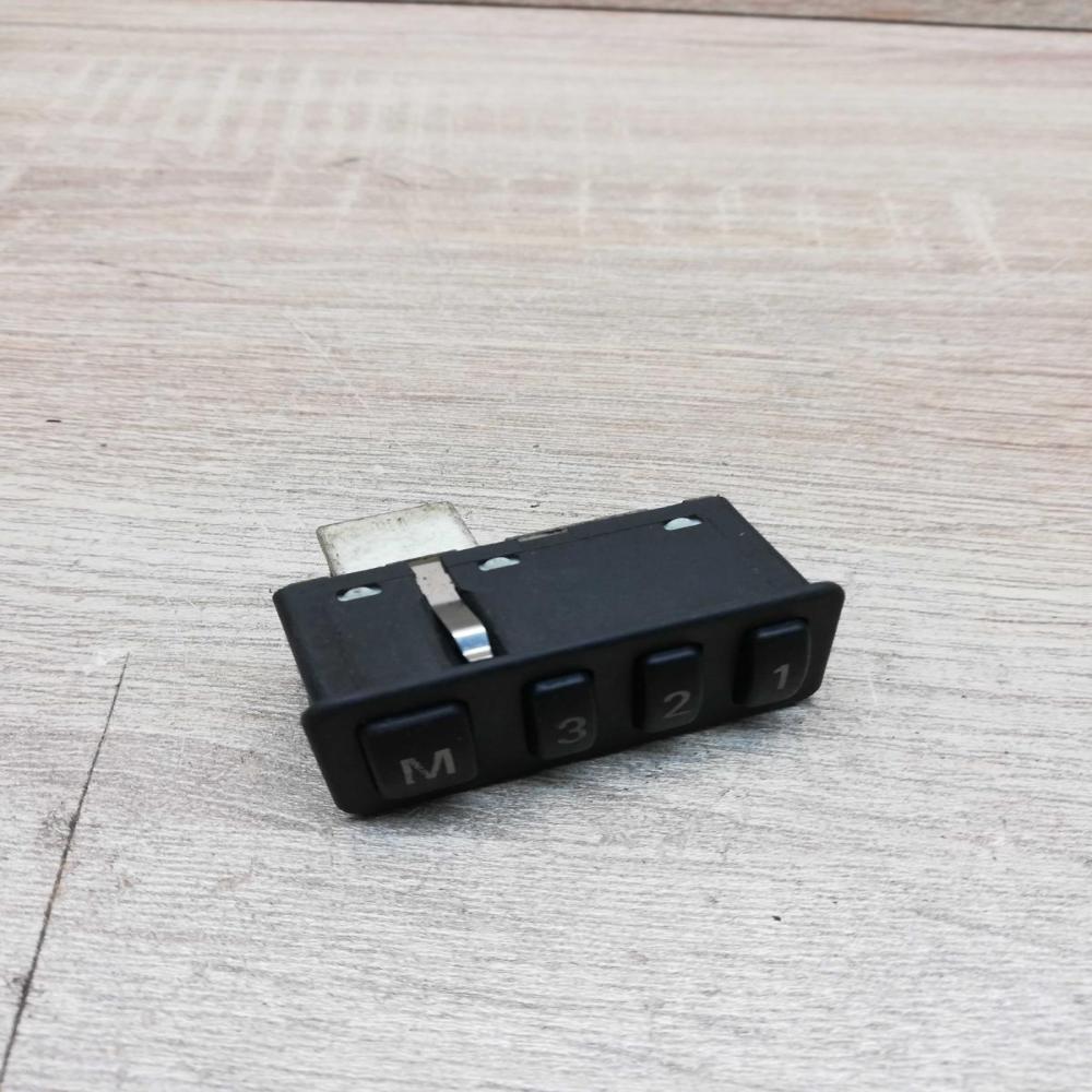8352160   Seat memory switch BMW 7 E38