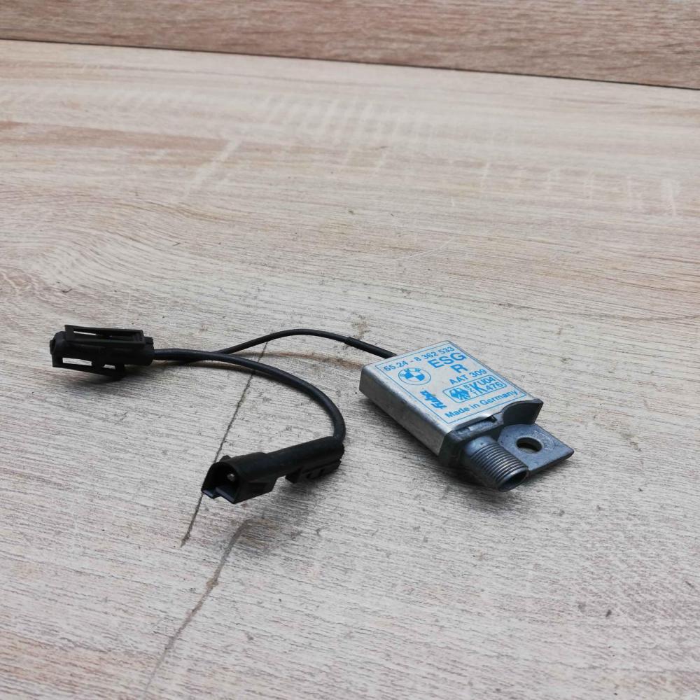 8362533   Aerial antenna amplifier BMW 5 E39