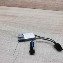 8362533   Aerial antenna amplifier BMW 5 E39