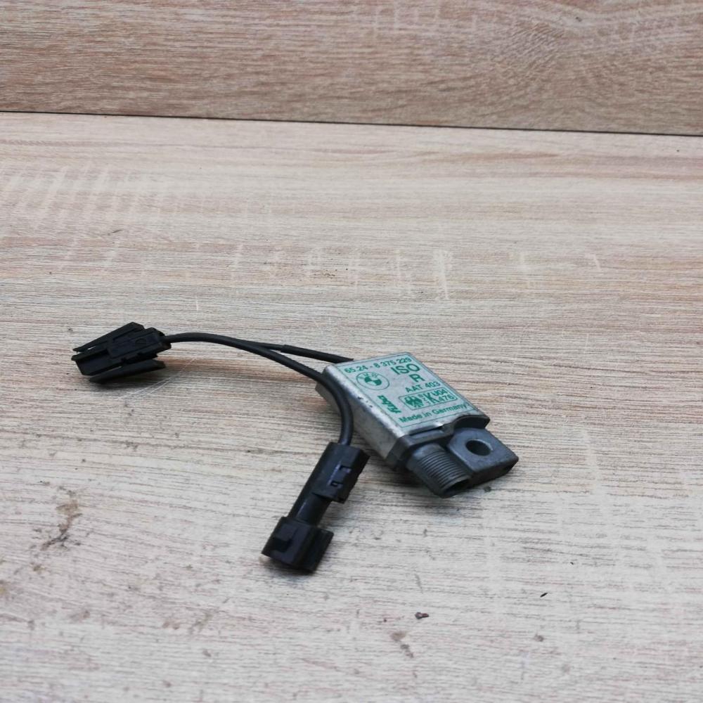 8375229   Aerial antenna amplifier BMW 5 E39