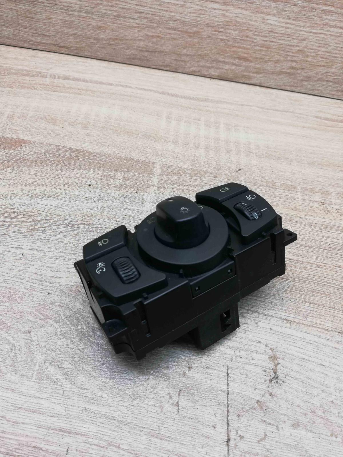 6925285   Light switch BMW 5 E60 E61