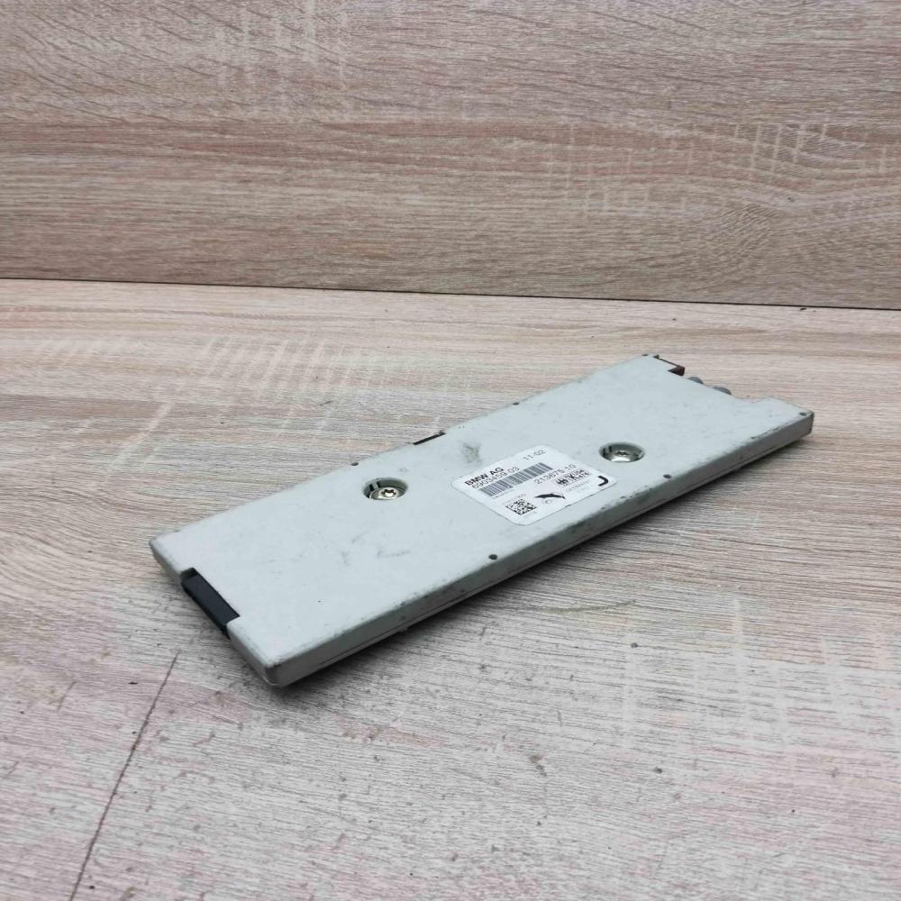 6903459 Unit  Aerial antenna amplifier BMW 7 E65 E66
