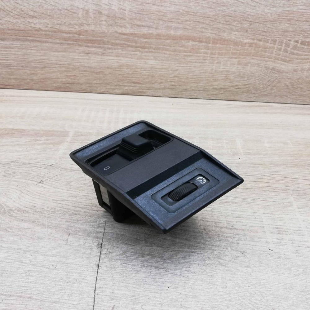 8110497   Light switch BMW 5 E34