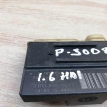 01801095   Glow plug pre-heat relay Citroen C5