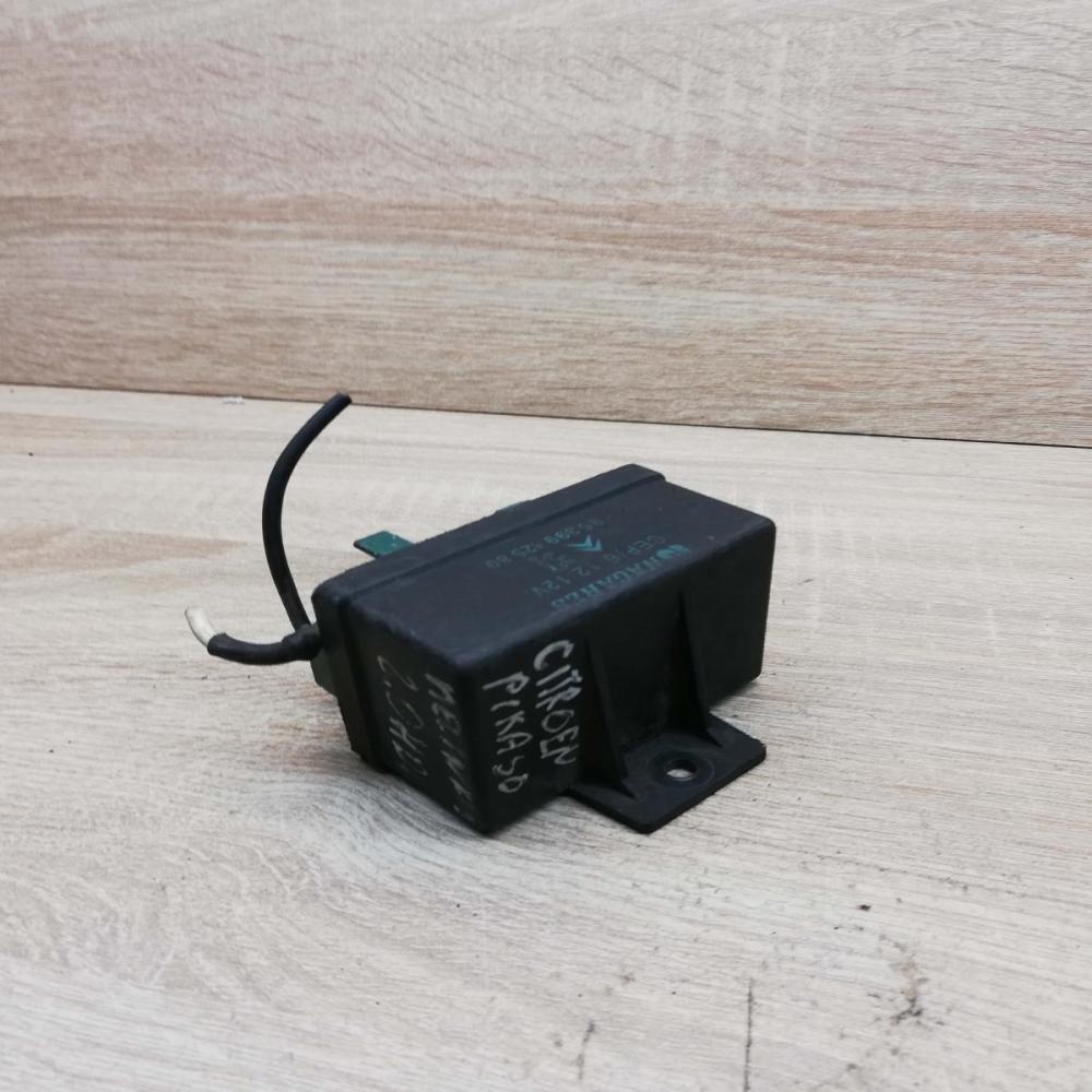 9639912580   Glow plug pre-heat relay Citroen Xsara Picasso