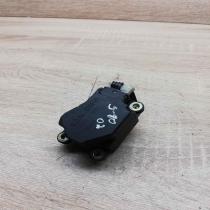 74933F 190602  Air flap motor/actuator Volvo XC90