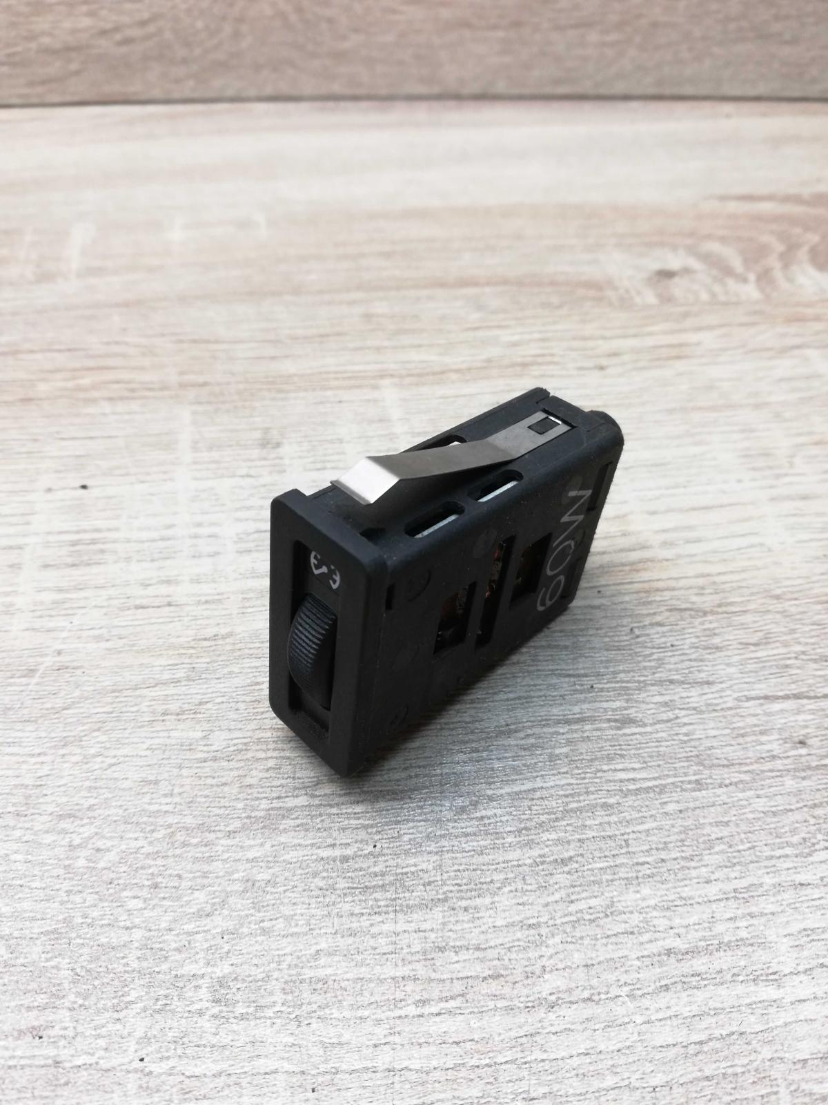 1391842   Panel lighting control switch BMW 5 E34