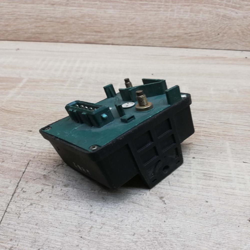 9639912580   Glow plug pre-heat relay Peugeot 807