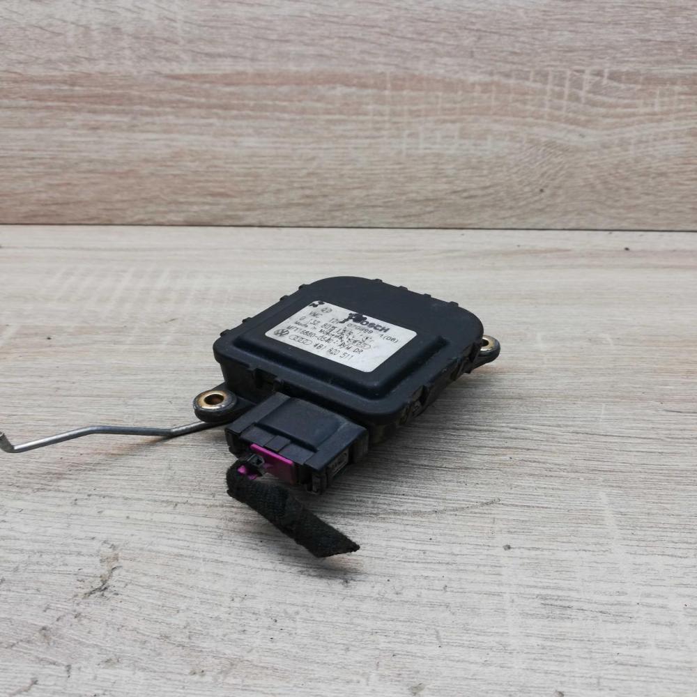 4B1820511   Air flap motor/actuator Audi A6 S6 C5 4B