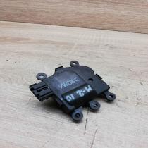 9W08C   Air flap motor/actuator Volkswagen PASSAT B5