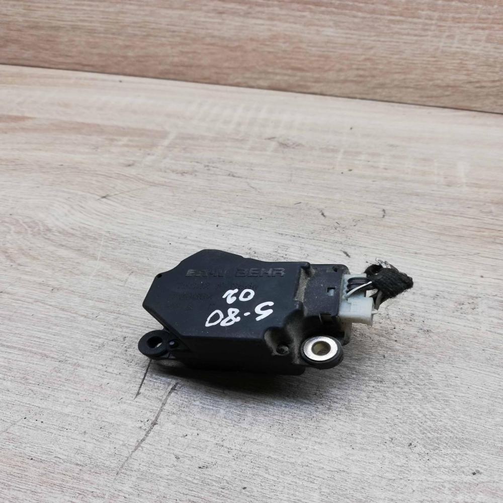 75622F 260602  Air flap motor/actuator Volvo XC90