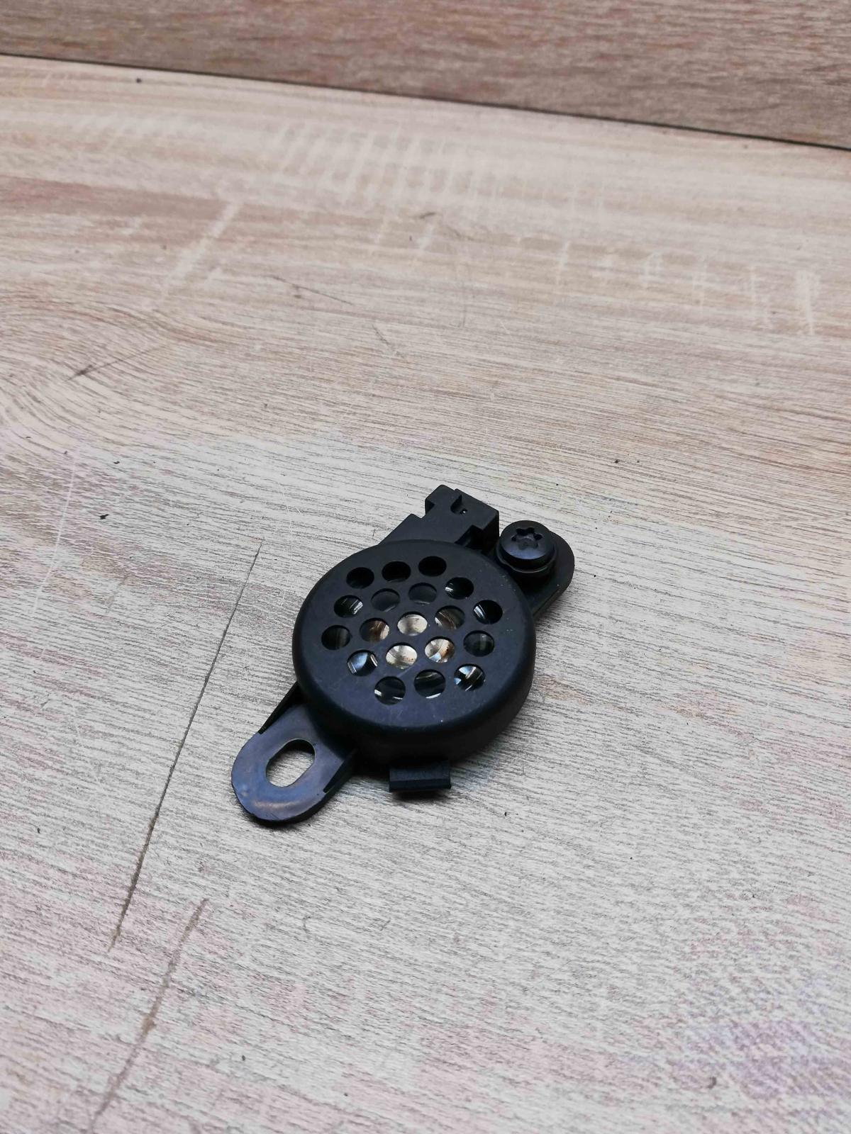 8E0919279   Parking PDC sensor speaker Audi Q7 4L