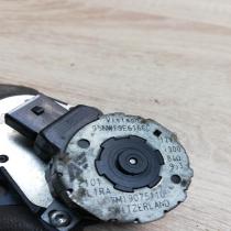 95NW19E616CC 7M19075110  Air flap motor/actuator Ford Galaxy