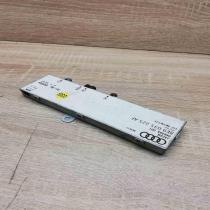 8E9035225AF   Aerial antenna amplifier Audi A4 S4 B6 8E 8H