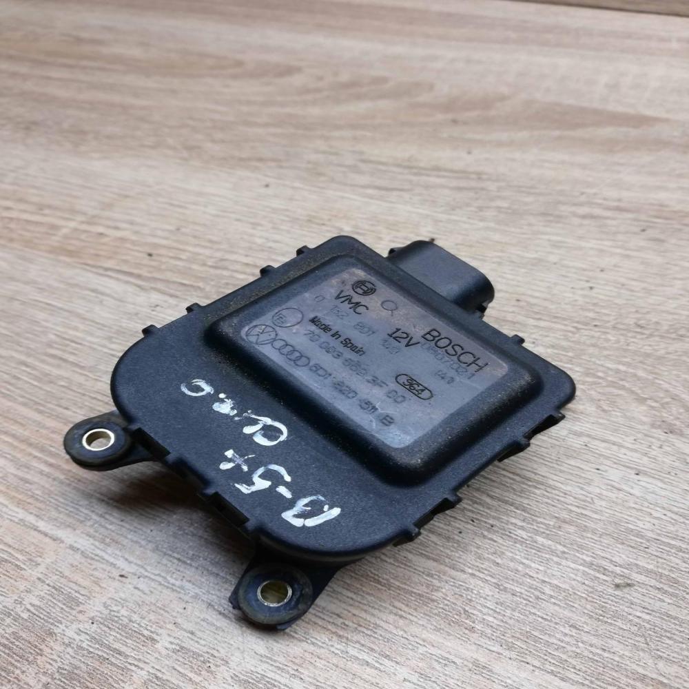 0132801149   Air flap motor/actuator Volkswagen PASSAT B5