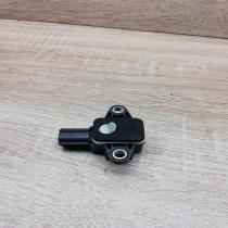 8P0955557   Airbag deployment crash/impact sensor Audi A3 S3 8P
