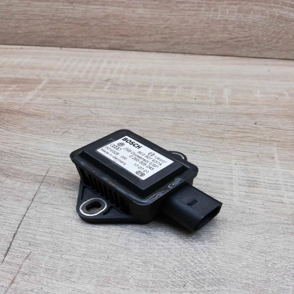8E0907637A 0265005245  ESP acceleration yaw rate sensor Audi A6 S6 C5 4B