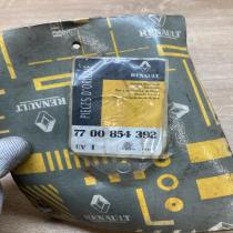 7700854392   Other engine part Renault 18