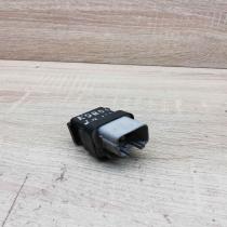 28610 67010 156700 8671  Glow plug pre-heat relay Toyota Corolla E120 E130