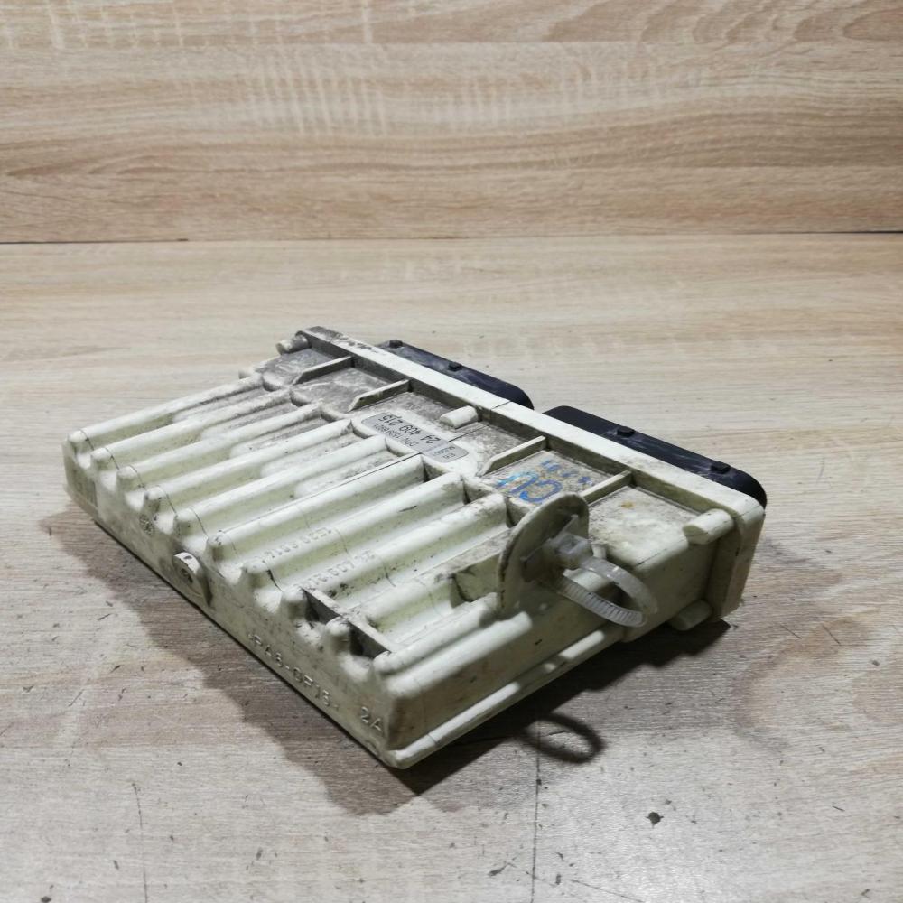 24409215   Coolant fan relay Opel Astra G