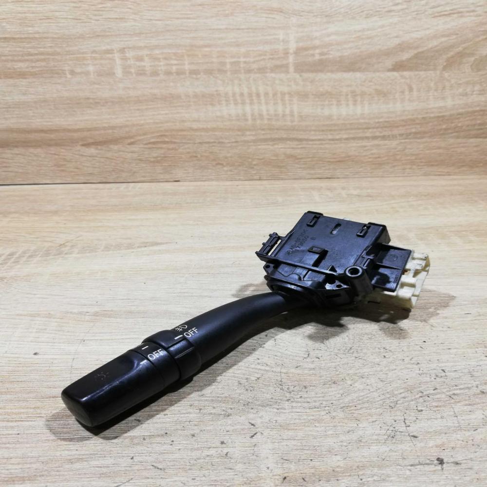 84140 05110 173795  Indicator stalk Toyota Avensis T250