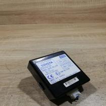 89741 0f010   Door control unit/module Toyota Corolla Verso AR10