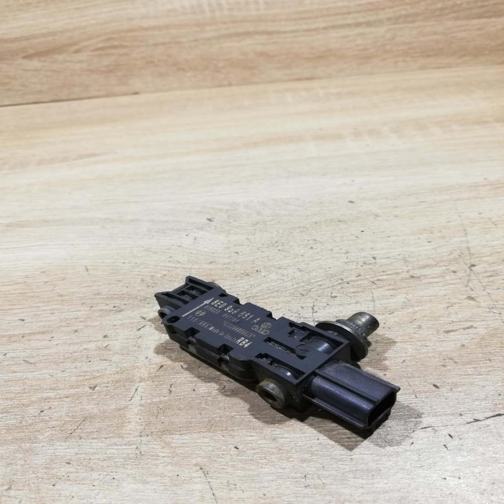 8e0959651a Module  Airbag deployment crash/impact sensor Audi A3 S3 8P