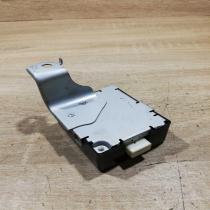 89741 0f010  unit Door control unit/module Toyota Corolla E140 E150