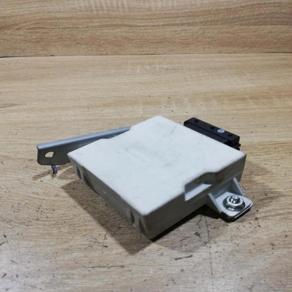 150 696   Other control units/modules Toyota Avensis T250