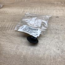 DCA061001001   Floor mat clip fixing clamp Skoda Octavia Mk1 (1U)