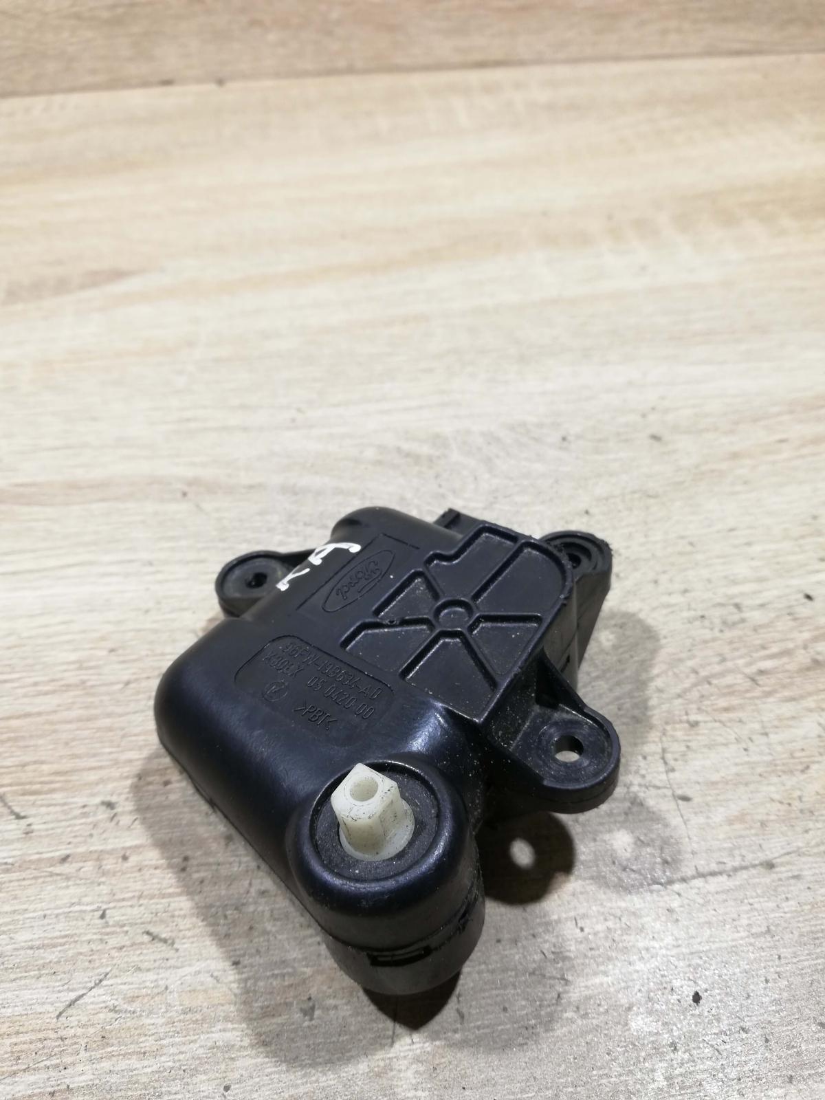 96fw 19b634 ad   Air flap motor/actuator Ford Fiesta