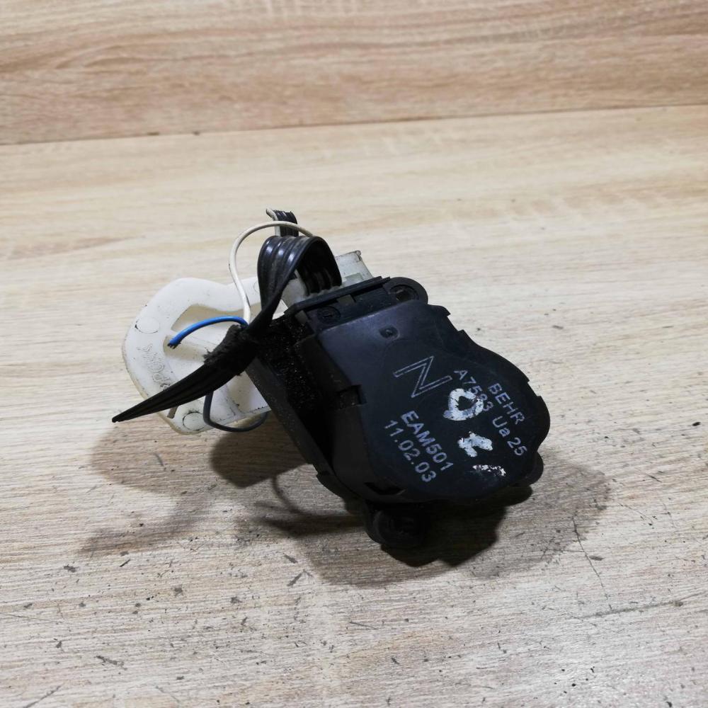 a7583   Air flap motor/actuator Mercedes-Benz S W220
