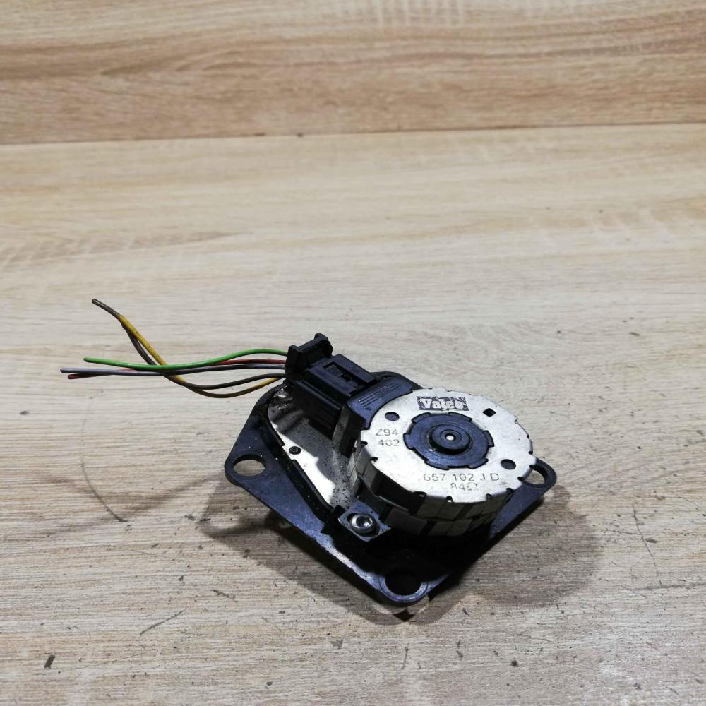 657102jd   Air flap motor/actuator Opel Vectra C