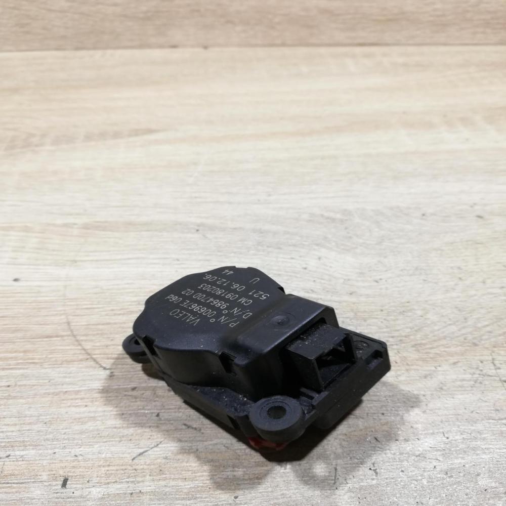 09180203   Air flap motor/actuator Opel Signum