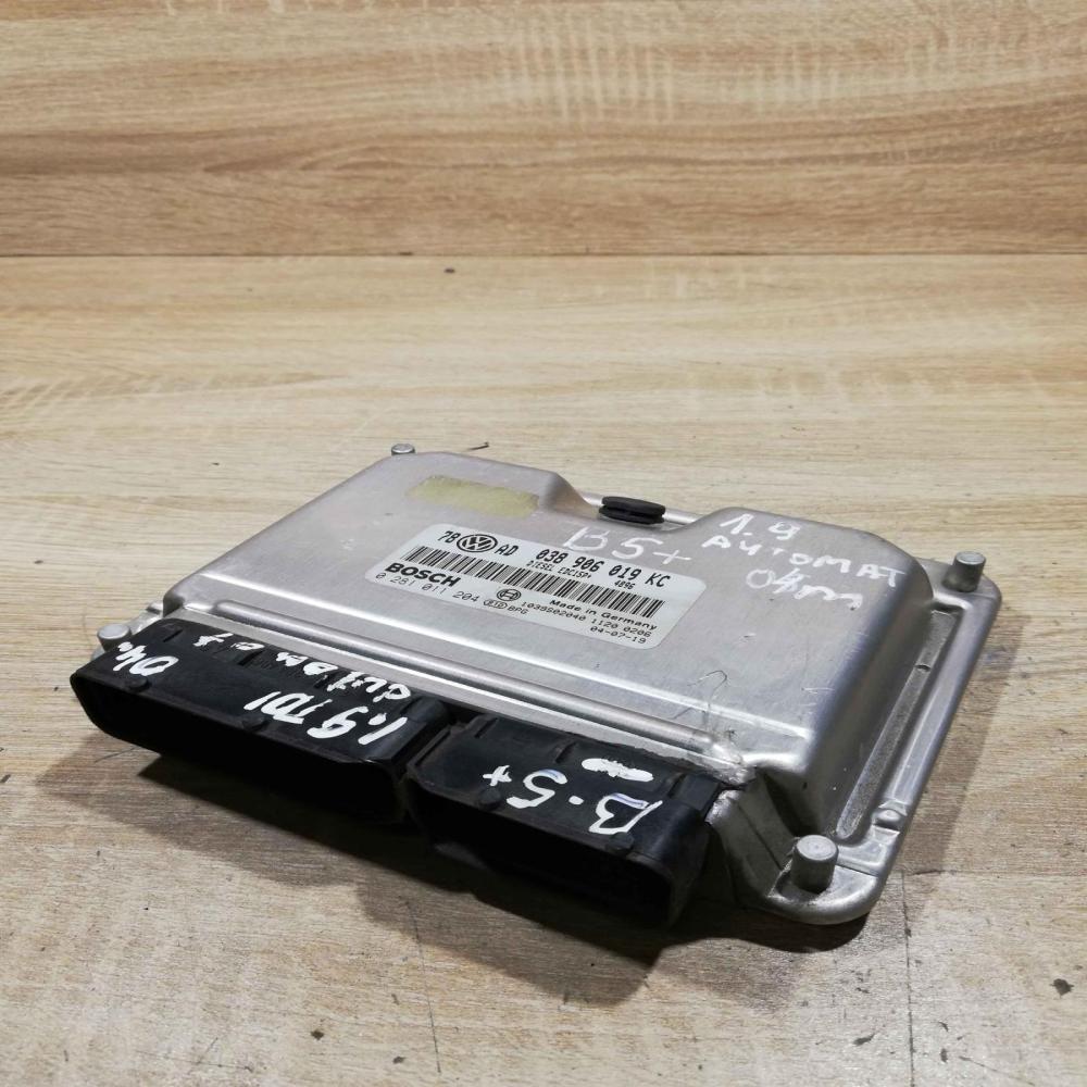 038906019kc 0281011204  Engine control unit/module ECU Volkswagen PASSAT B5