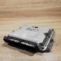 p05094285ac 0281012121  Engine control unit/module ECU Chrysler Voyager