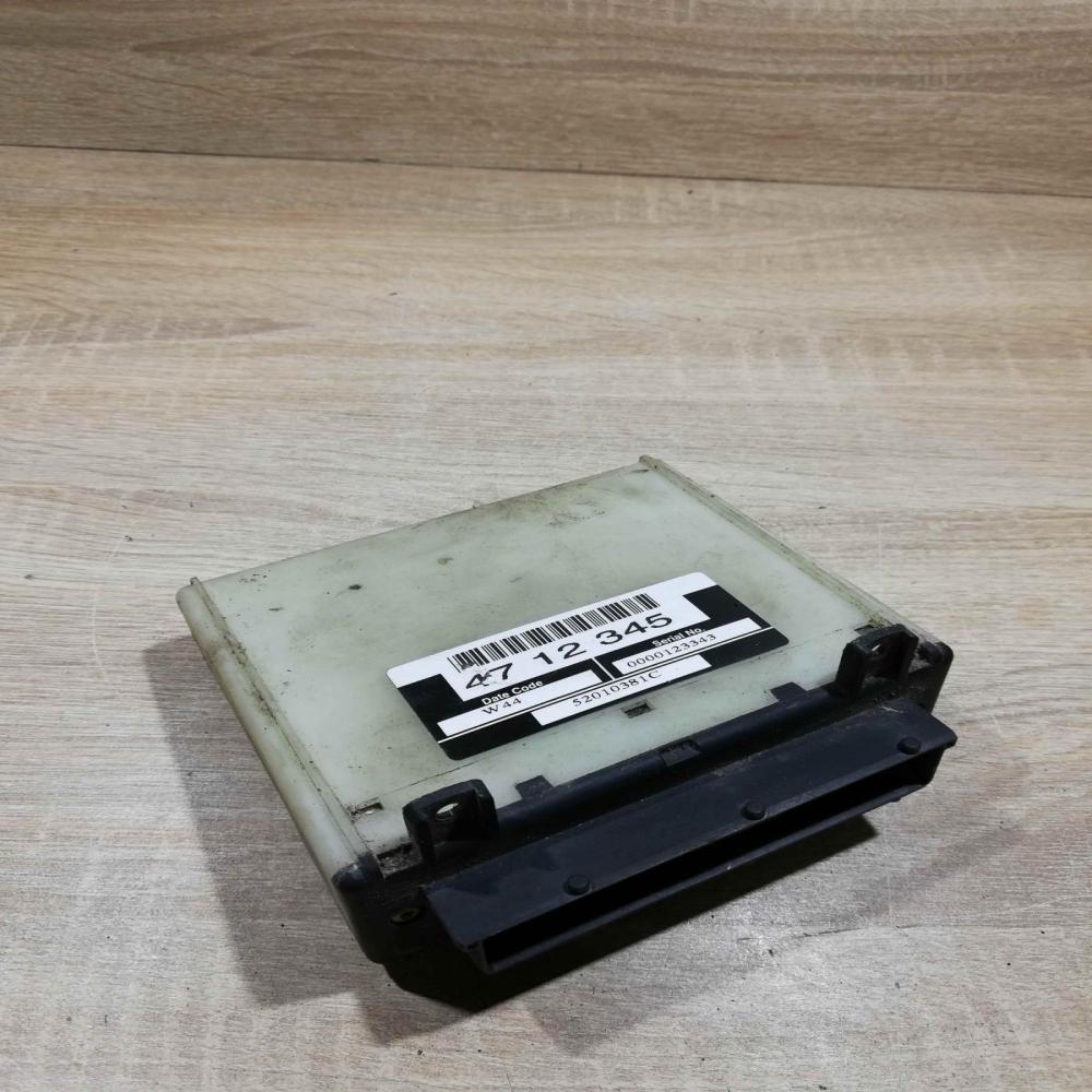 4712345   Engine control unit/module ECU Saab 9-5