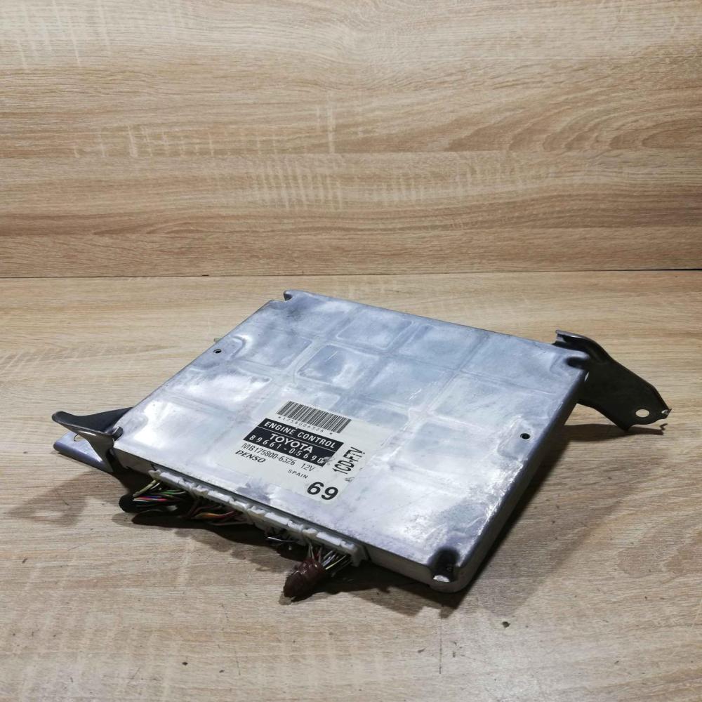 89661 05690 mb175800 6326  Engine control unit/module ECU Toyota Avensis T250