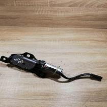 US7129931 489051060  Tailgate boot lock/latch motor BMW 5 E60 E61