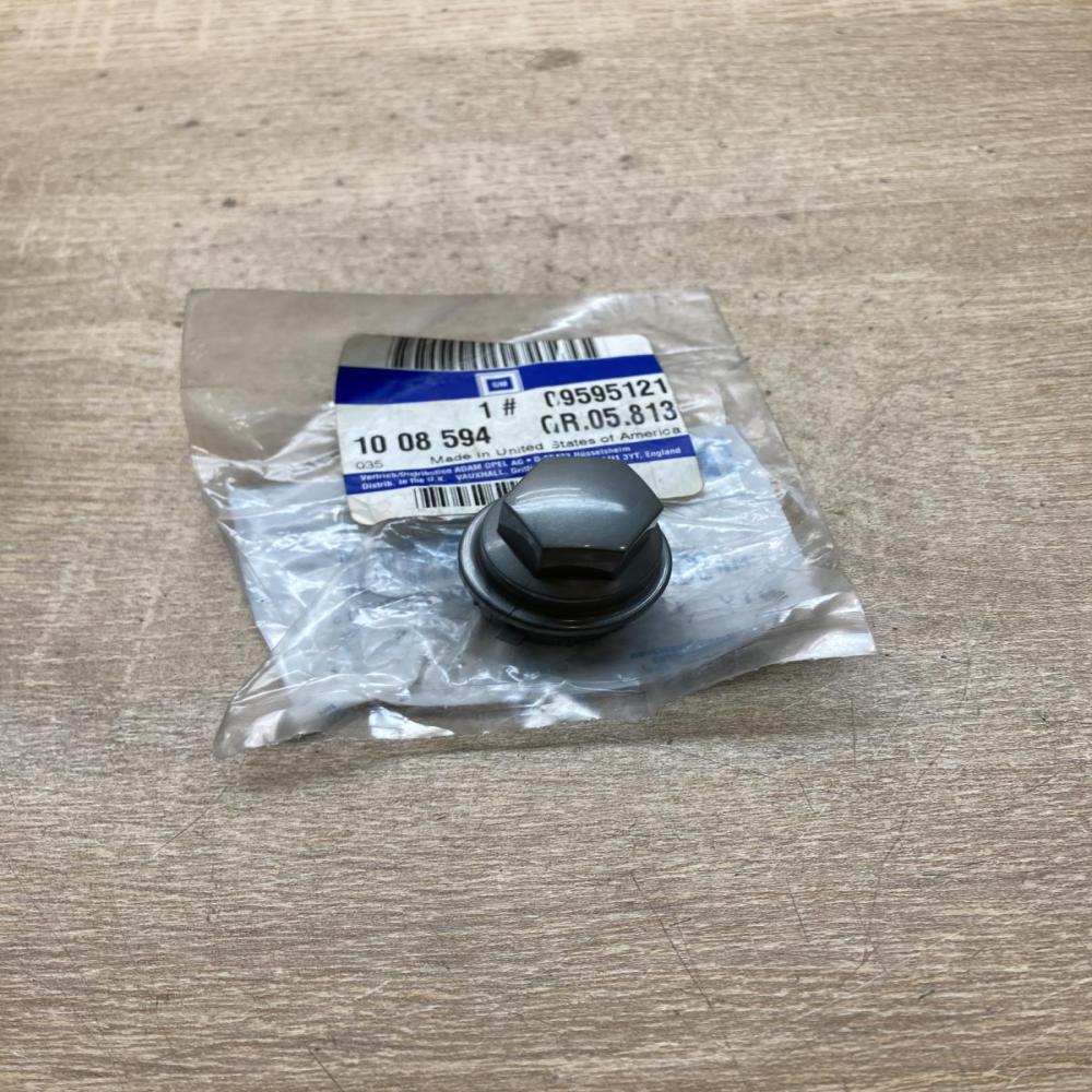 09595121 9595121  Original wheel cap Chevrolet Malibu