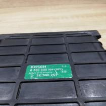 811906264 0280800104  Engine control unit/module ECU Audi 80 90 S2 B4