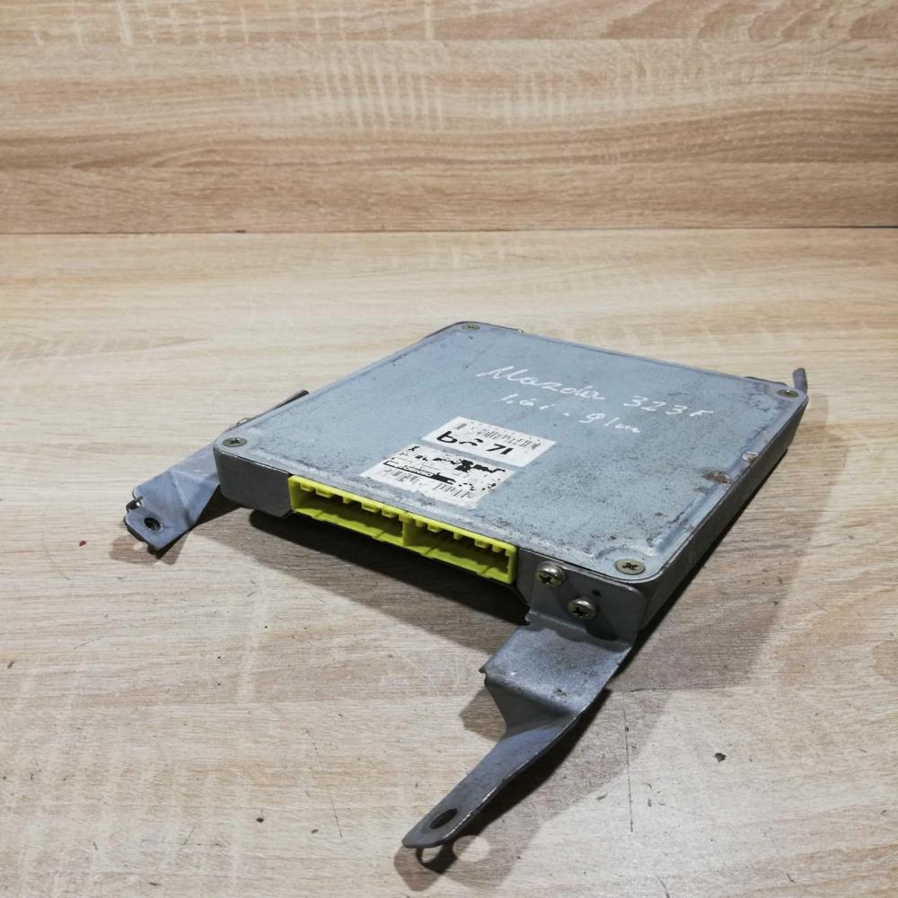 974562x b671  Engine control unit/module ECU Mazda 323 F