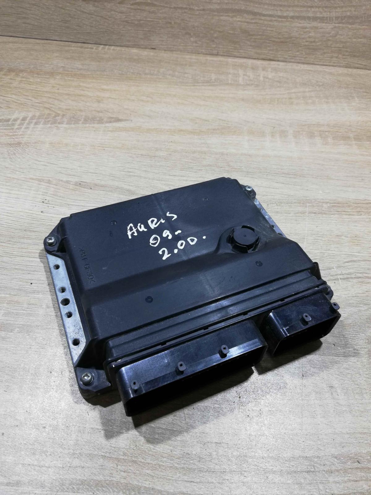 89661 02D92 MB175800 4780  Engine control unit/module ECU Toyota Auris 150