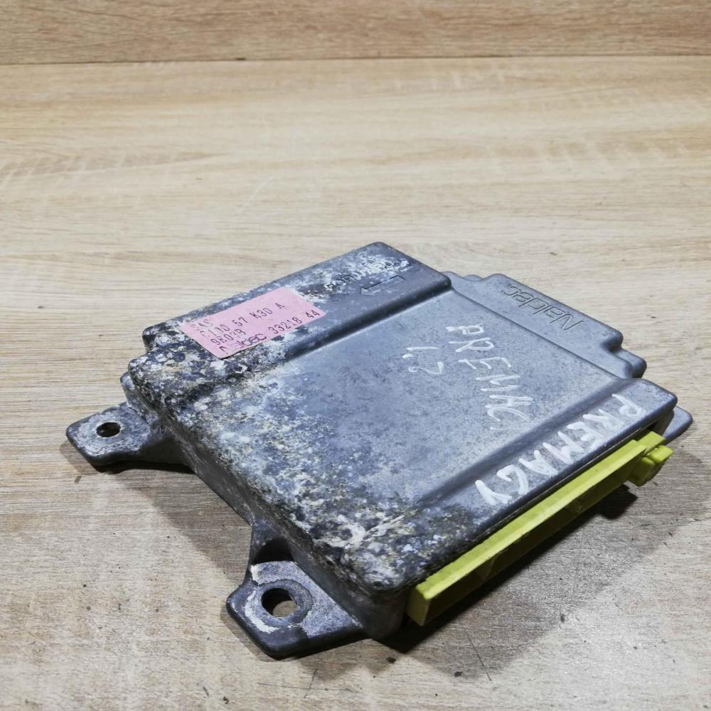 c10057k30a 9e07b  Airbag control unit/module Mazda Premacy