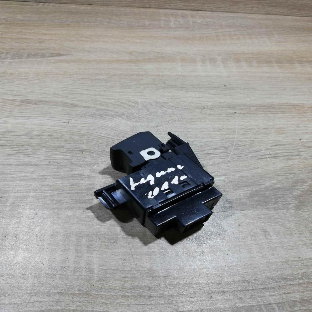 363210001R   Hand parking brake switch Renault Laguna III