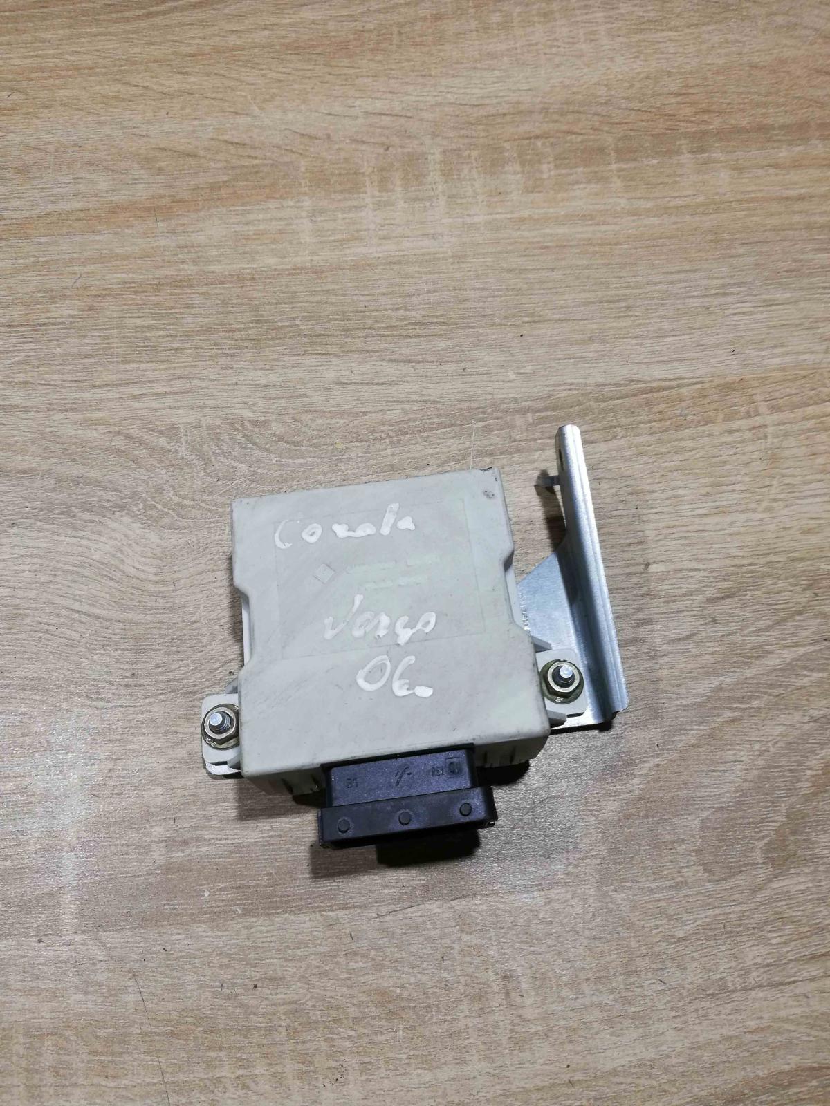 85940 0F010 A   Window wiper relay Toyota Corolla E140 E150