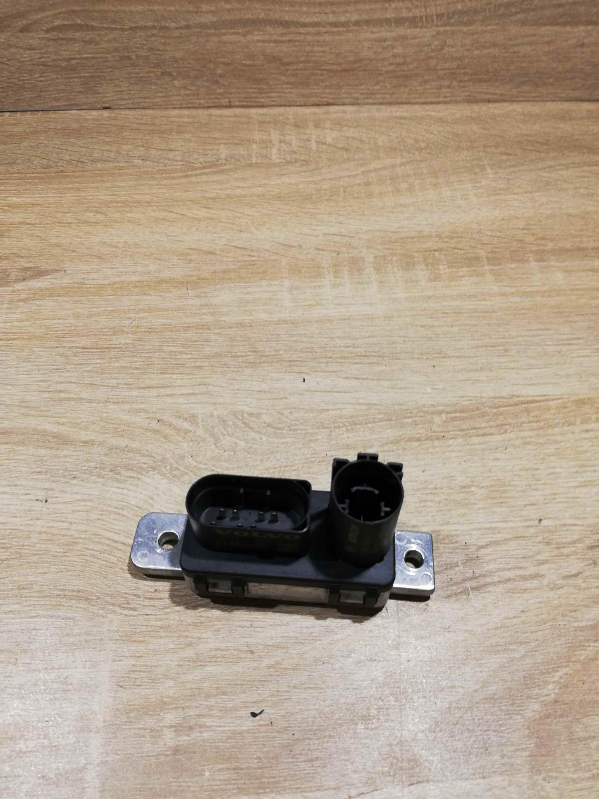 31459300 0281003154  Glow plug pre-heat relay Volvo V60